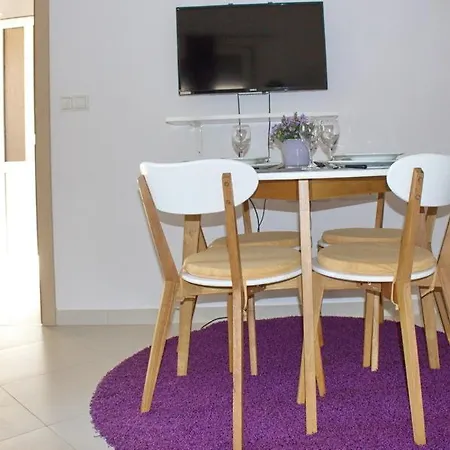 Apartment Burin